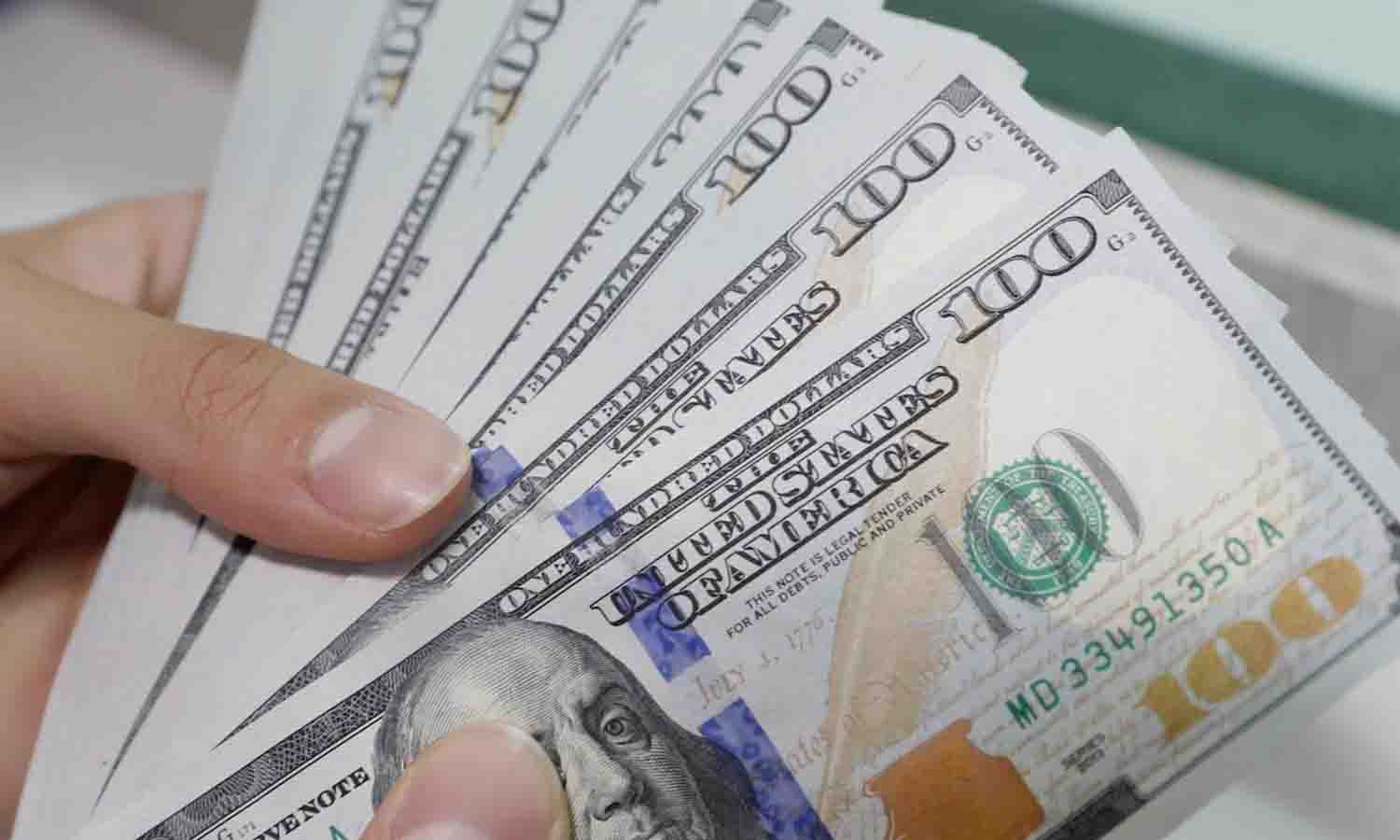BDP News | Dólar oficial cierra en 9,29 bolívares y el paralelo en 10,84