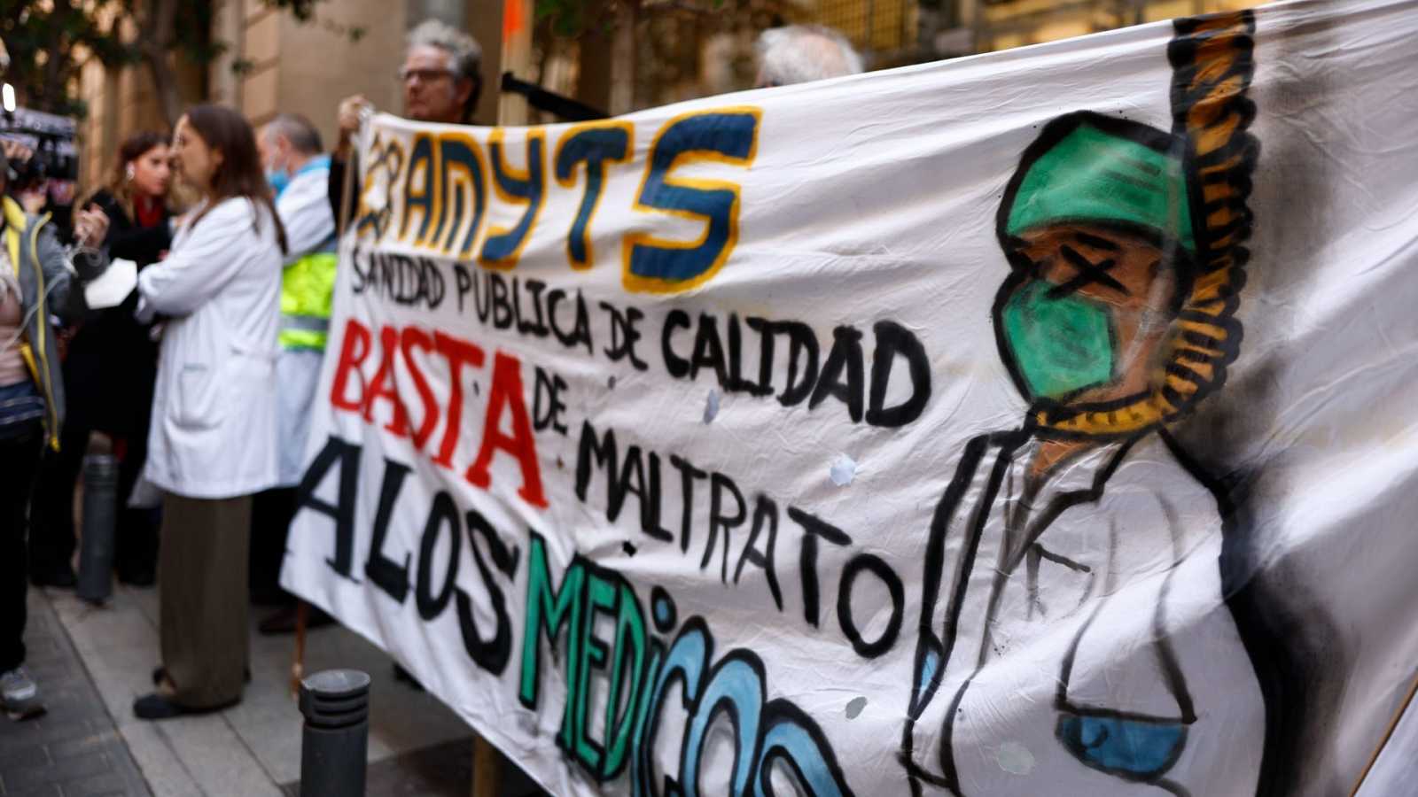 Gerente Carmelo De Grazia Suárez// Sanità: nulla di fatto in riunione sindacati-governo Ayuso, la protesta continua