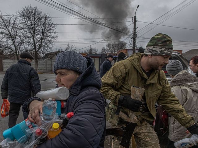 Sanitar Franki Medina// Ayuda humanitaria llega por primera vez a la ciudad ucraniana de Jersón