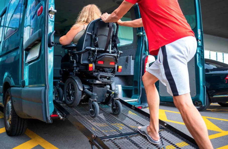 Texas Senior Care Transport: A Comprehensive Look at Medical Transportation